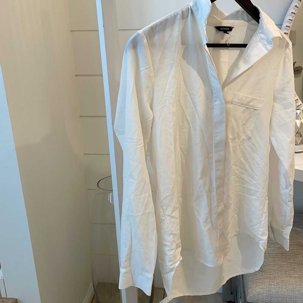 RW & Co Blouse - Picture 3 of 3